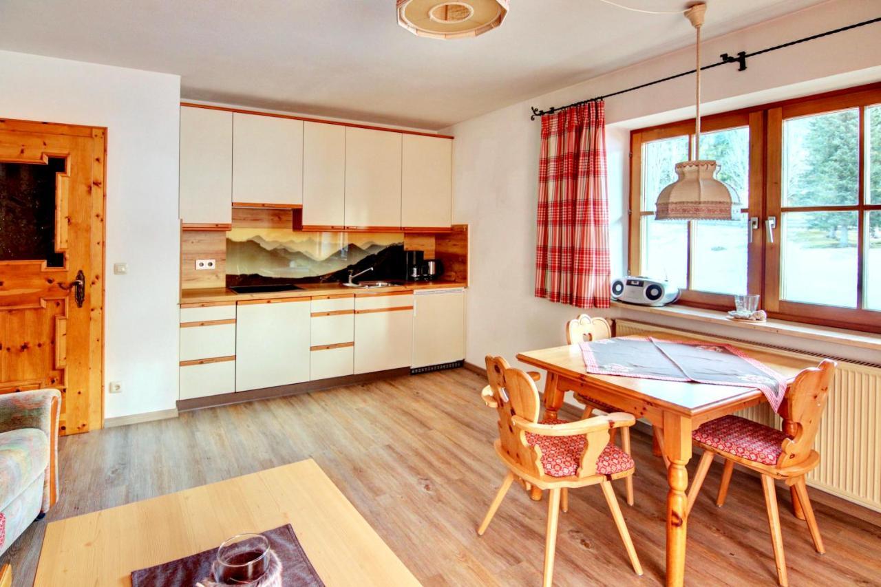 Ferienwohnungen Arnika Krün Extérieur photo